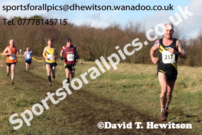 Mens masters 35s to 64s North Eastern Masters, Wallsend. Photo: David T. Hewitson/Sports for All Pics